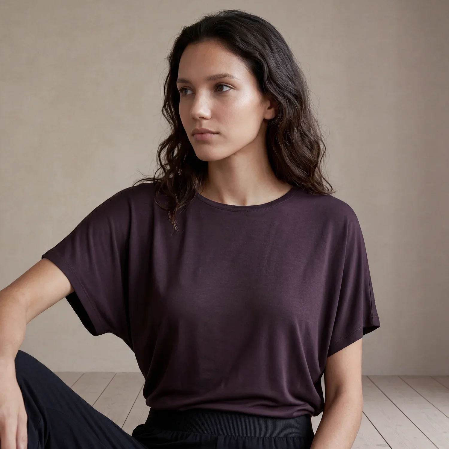 VEPSA Bamboo Asymmetric T-Shirt In Plum